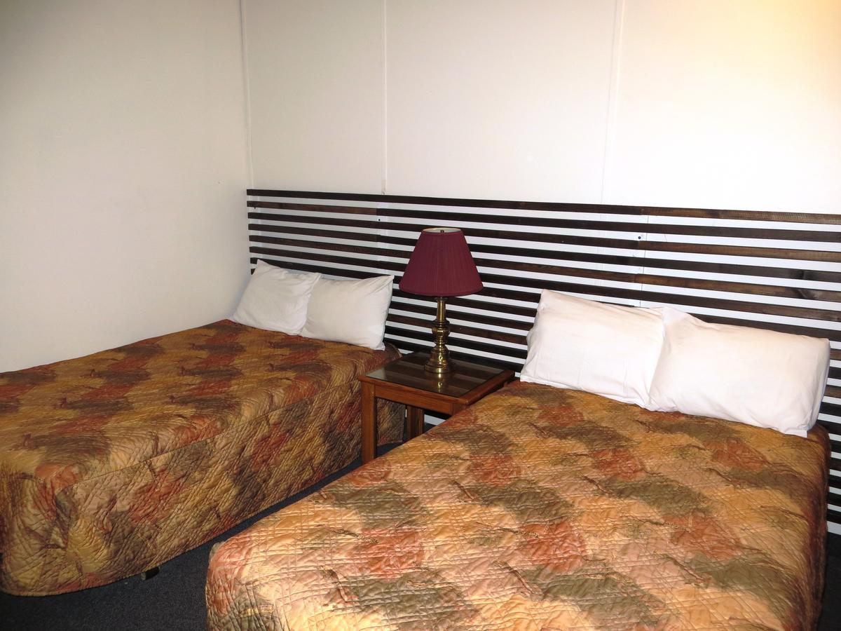 Macklin Motor Inn Eksteriør bilde